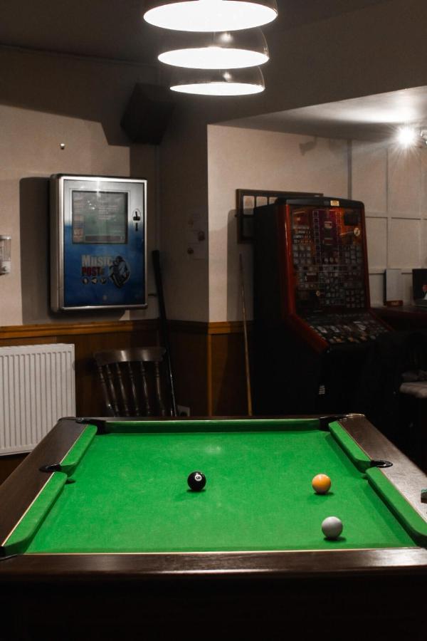 The Crown And Woolpack Hotel Long Sutton  Buitenkant foto
