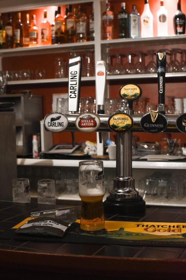 The Crown And Woolpack Hotel Long Sutton  Buitenkant foto